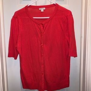 Dark orange 3/4 sleeve cardigan.